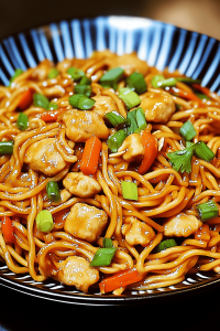 Hähnchen Chow Mein